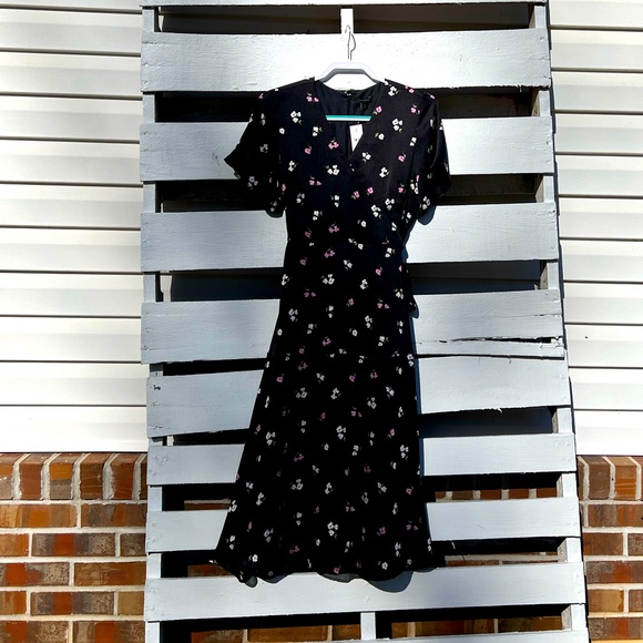 Ann Taylor Factory Dresses & Skirts - NWT Ann Taylor Factory Midi Dress